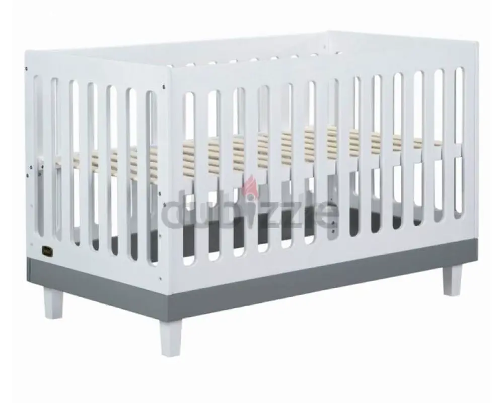 Brand New Juniors Brand Baby Cot With Free Mattress Avaiable for Sale