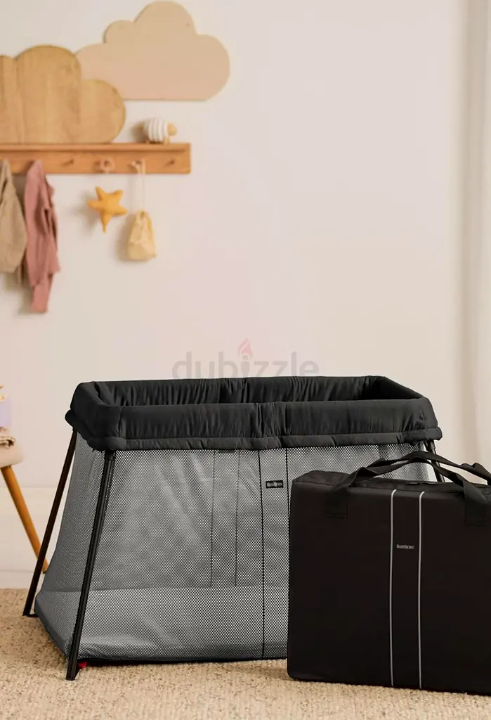 Baby Bjorn travel cot