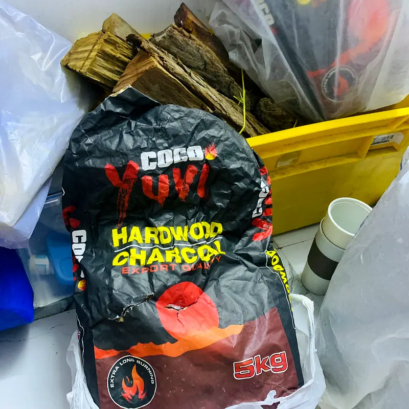 Wooden charcoal wooden bundel oil