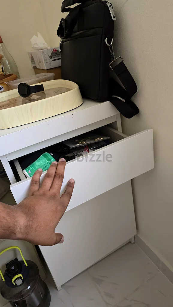 Computer table for sale