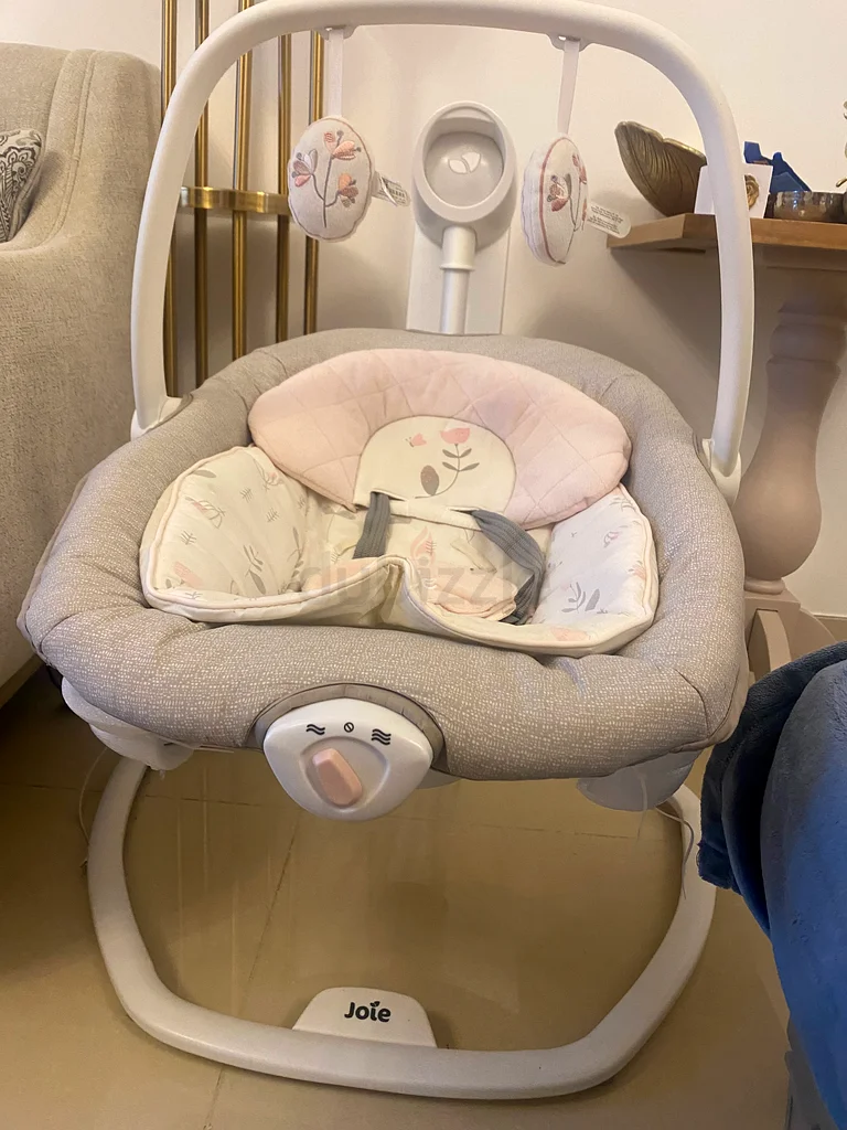 Baby swing chair