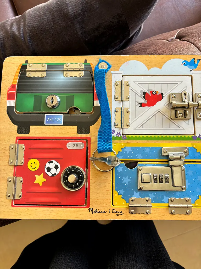 Kids toy Melissa and Doug lock board