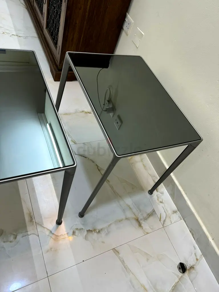 BB Italia Mirto night stands