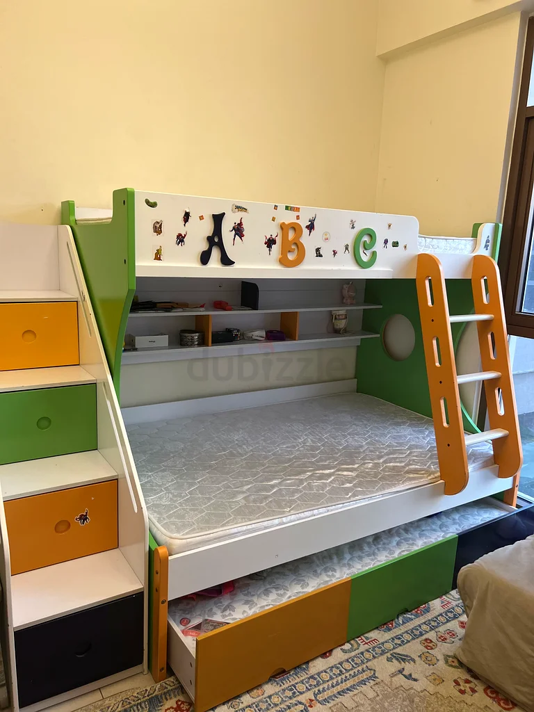Kids bunk bed