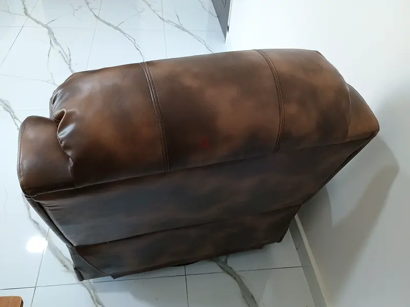 Recliner Sofa in very good condition