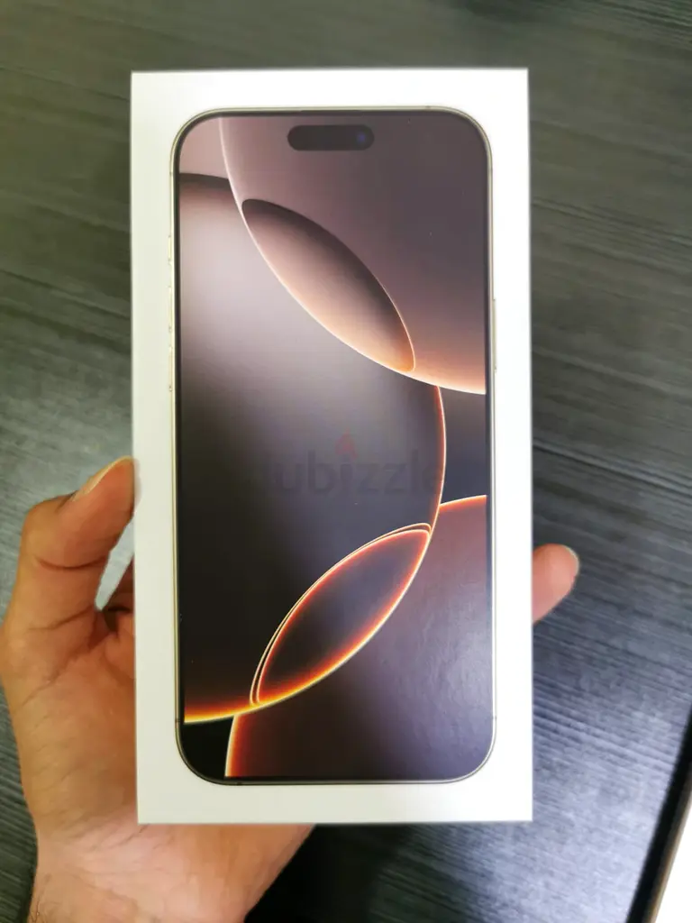 Iphone 16 Pro Max From the Apple Store itself