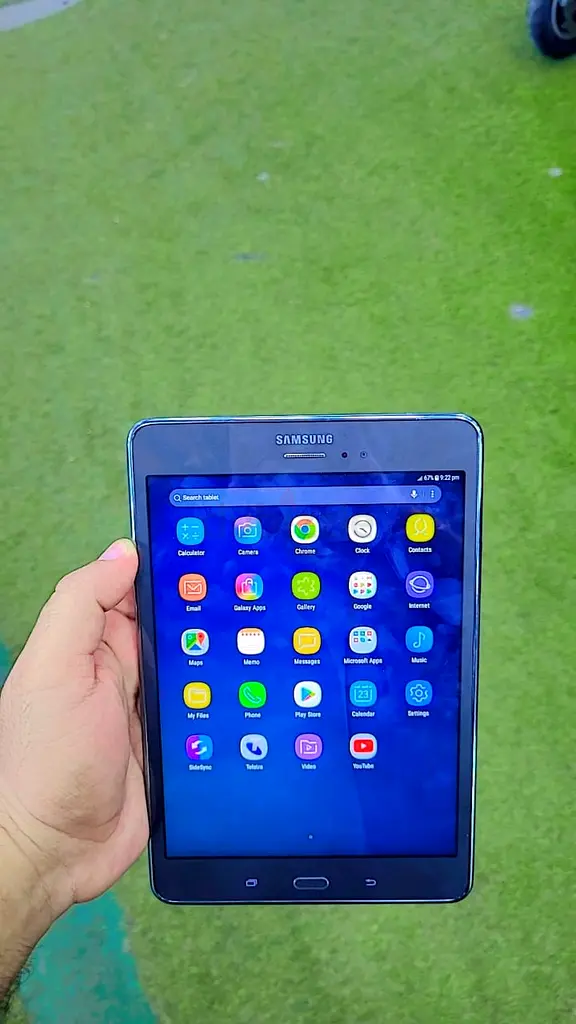 Samsung Galaxy Tab with sim slot and calling pad Only 275 Dirham