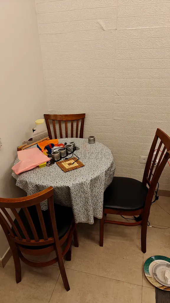 Dining table for sale in Mankhool