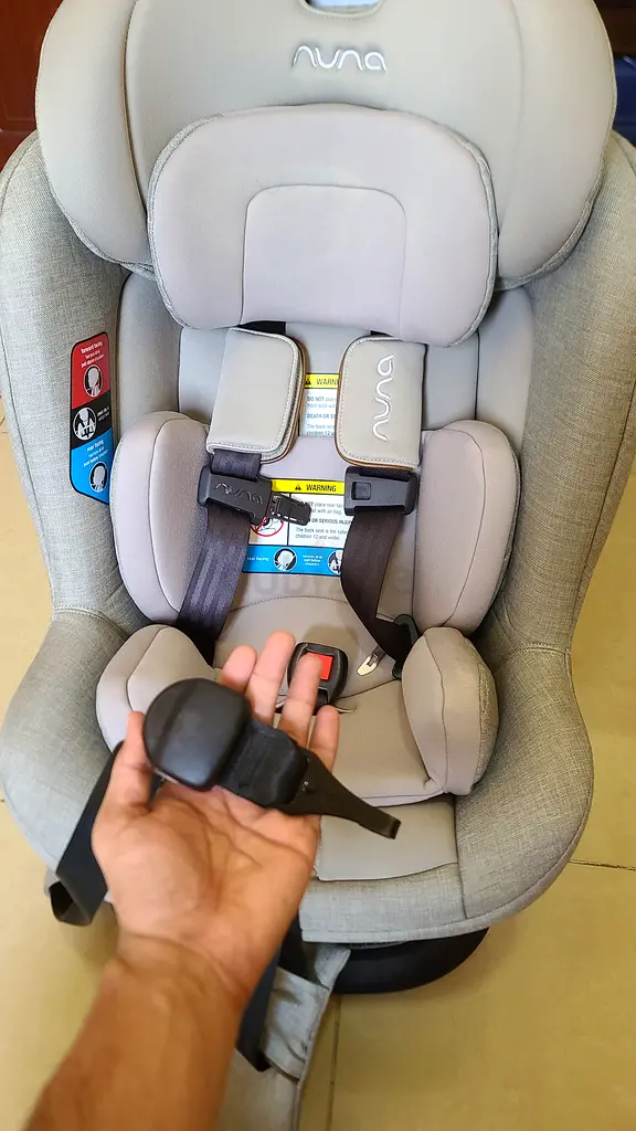 For Sale Baby Car Seat 250 AED
