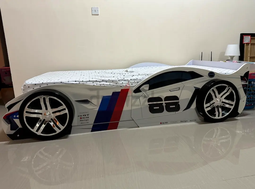 Car Shape Child Home Center Bed with Mattress