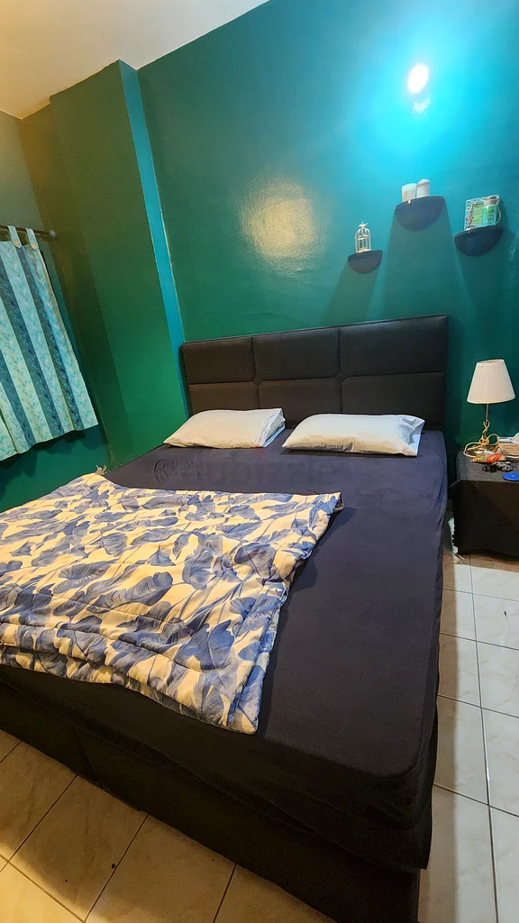 King Size Bed for Sale