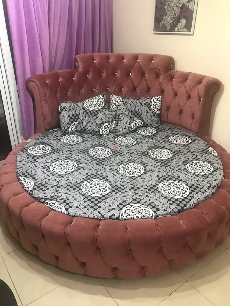Round bed for sale