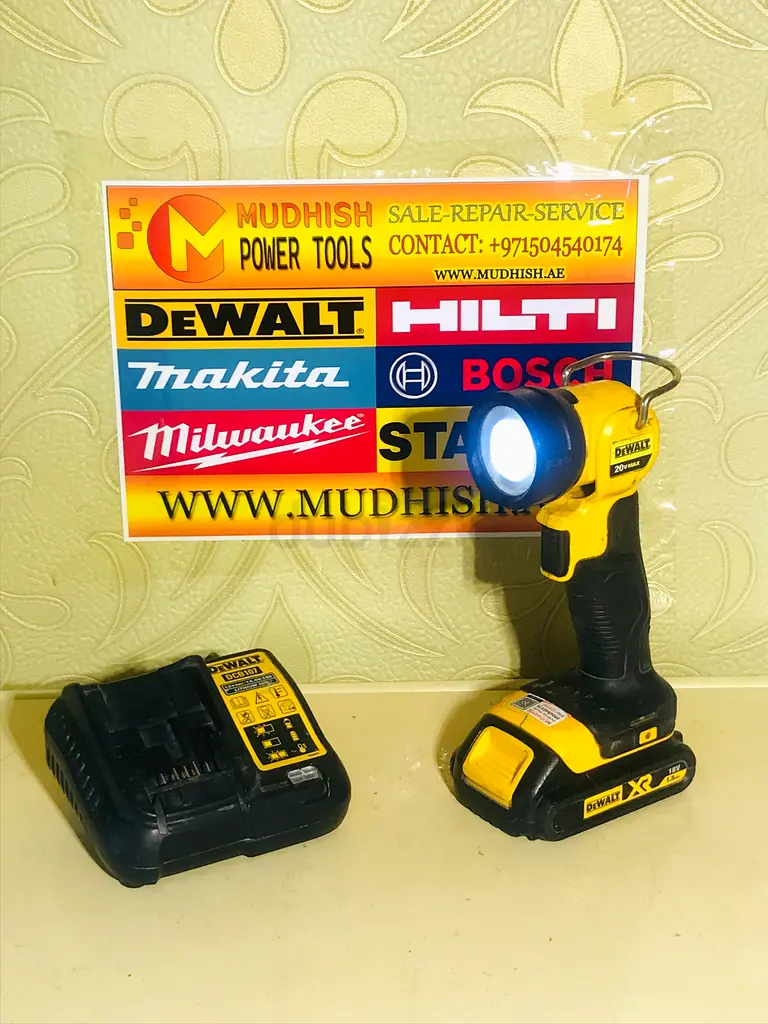 DEWALT DCL 040 LIGHT 18v
