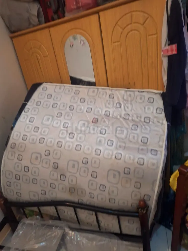 King size Cot and bed for sale sharjah
