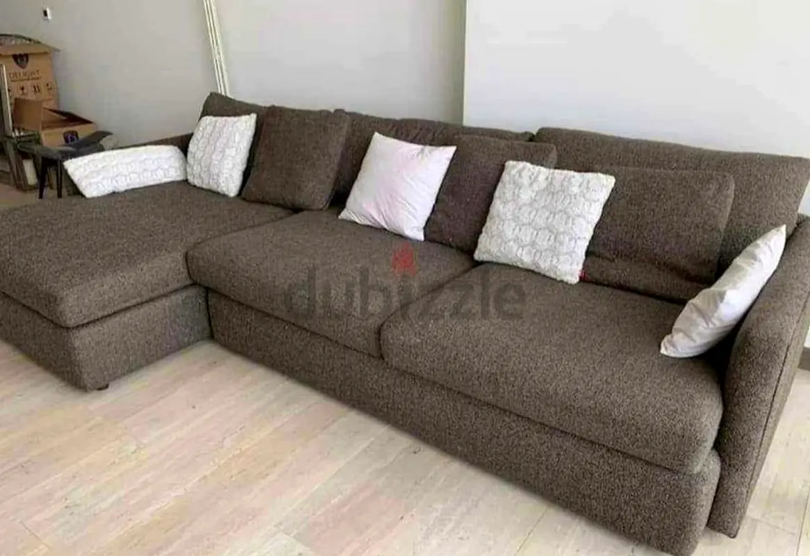 Super comfortable CrateBarrel Lounge Deep sofa brown