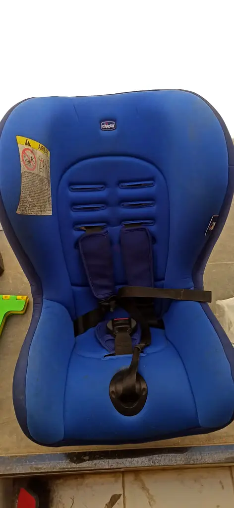 CHICCO CAR SEAT FOR BABY