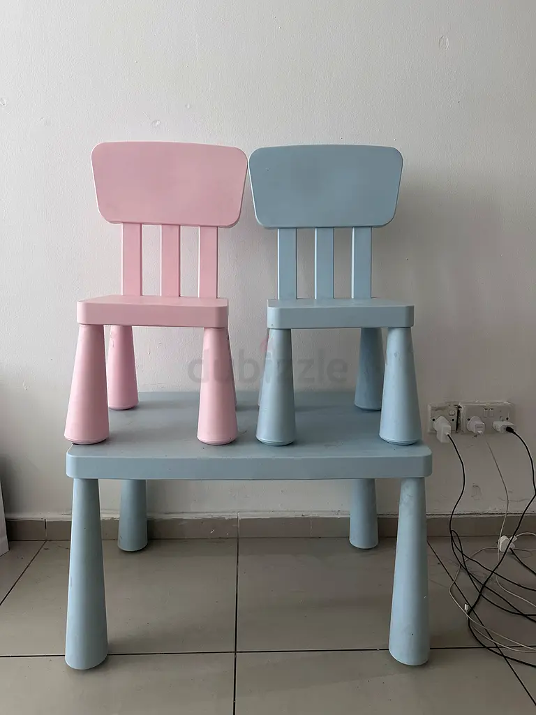 Kids table chairs(Very good Condition)