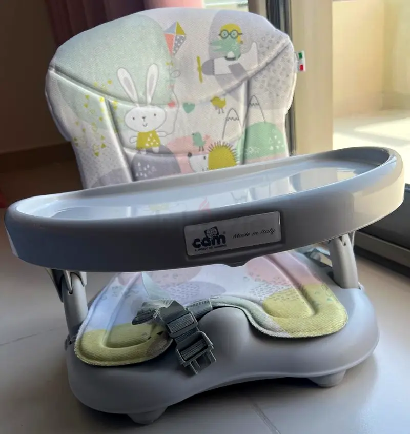 CAM Il mondo del bambino Smarty Booster travel Feeding Chair